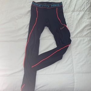 wmns Nike Pro tights
